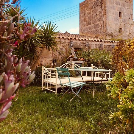Arthouse Campos Mit Haus Galeria 110Qm Und Appartementhaus Mit Patio 30Qm Bagian luar foto