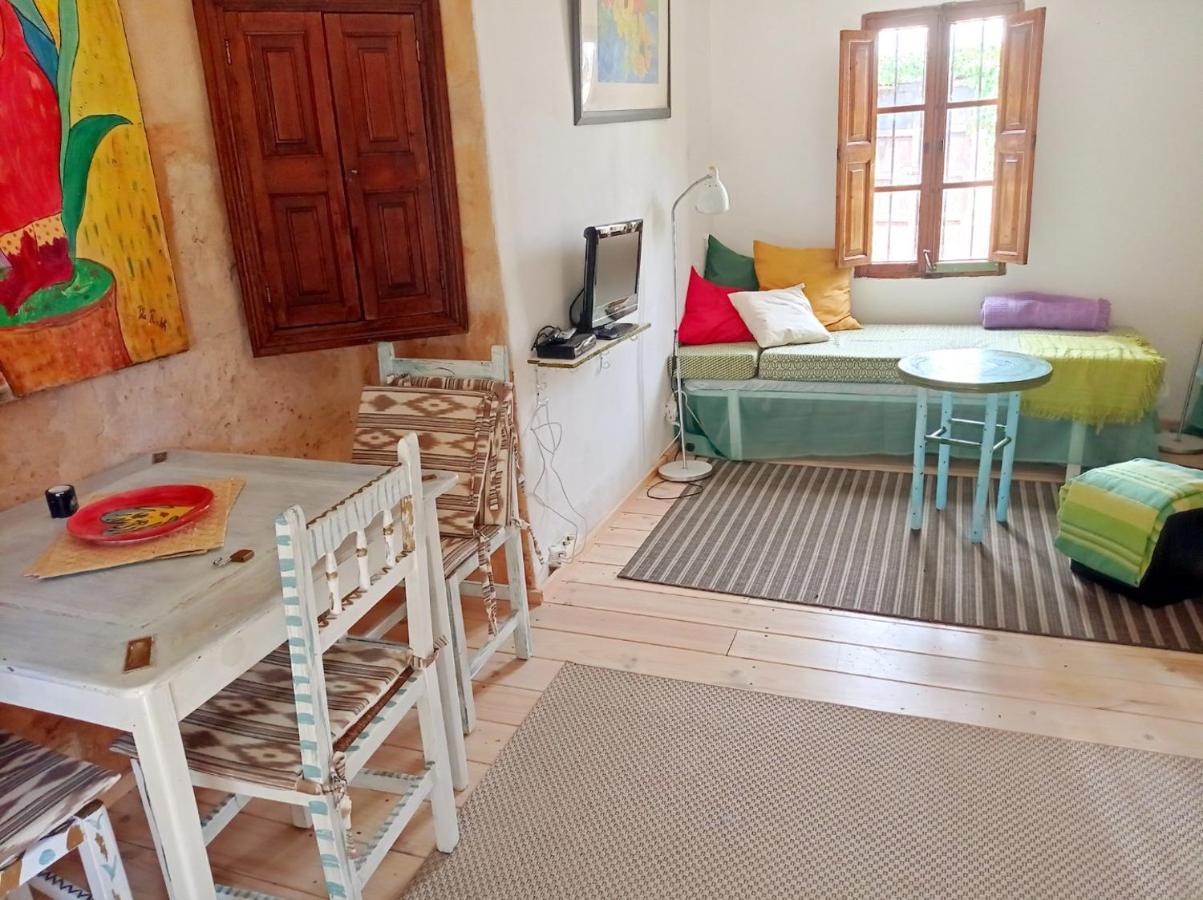 Arthouse Campos Mit Haus Galeria 110Qm Und Appartementhaus Mit Patio 30Qm Bagian luar foto