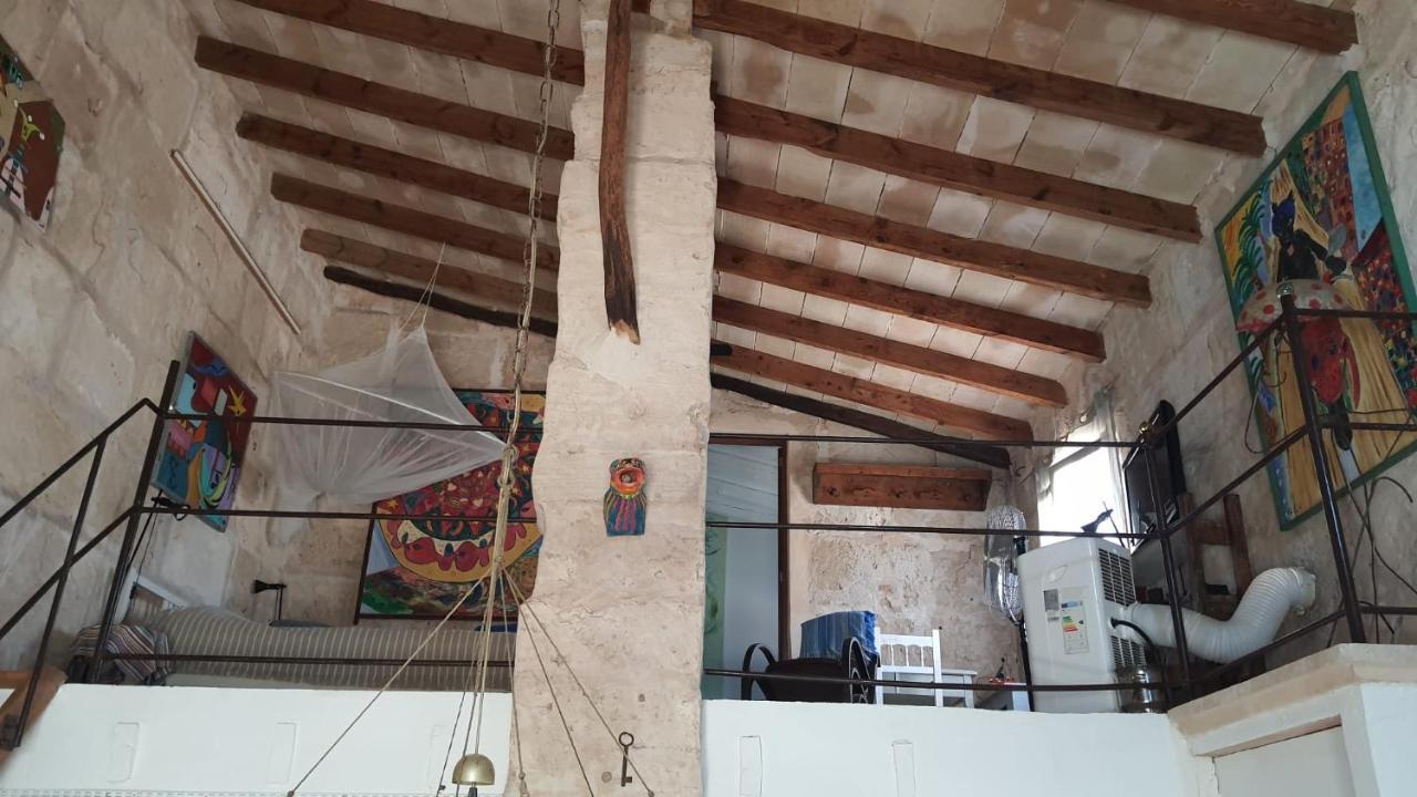 Arthouse Campos Mit Haus Galeria 110Qm Und Appartementhaus Mit Patio 30Qm Bagian luar foto
