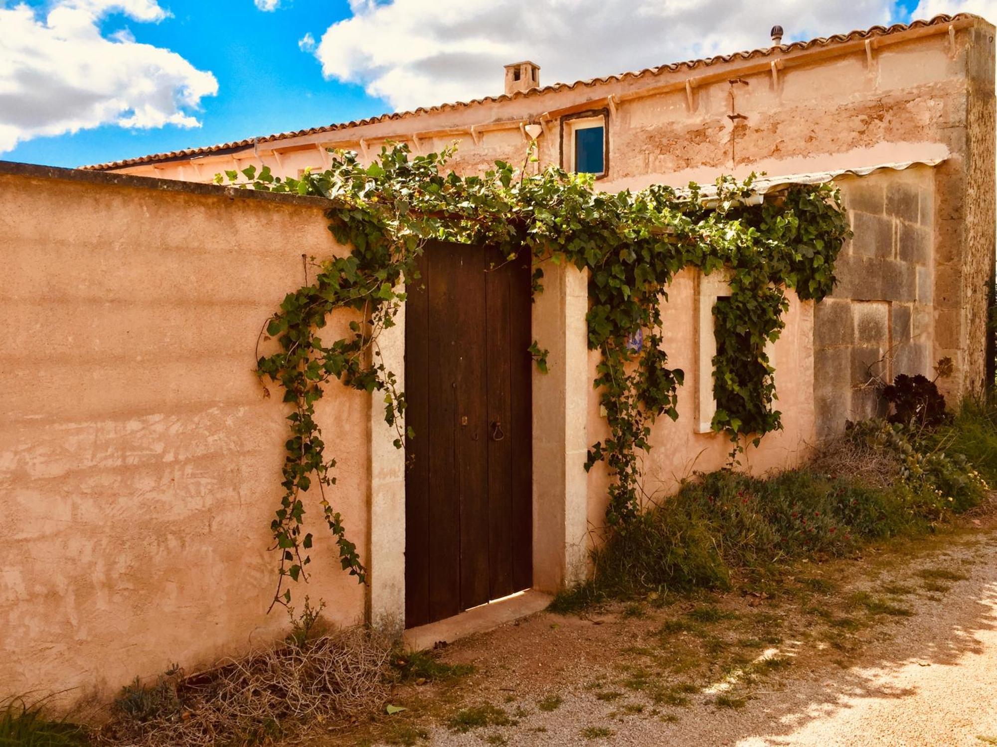 Arthouse Campos Mit Haus Galeria 110Qm Und Appartementhaus Mit Patio 30Qm Bagian luar foto